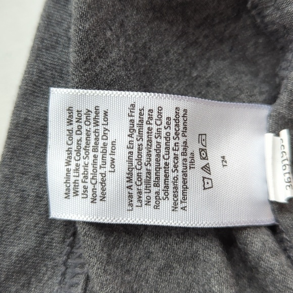 Lot of 2 Realtree/Athletic Works Graphic Crew Neck SS T-Shirts LARGE Gray - Picture 11 of 13